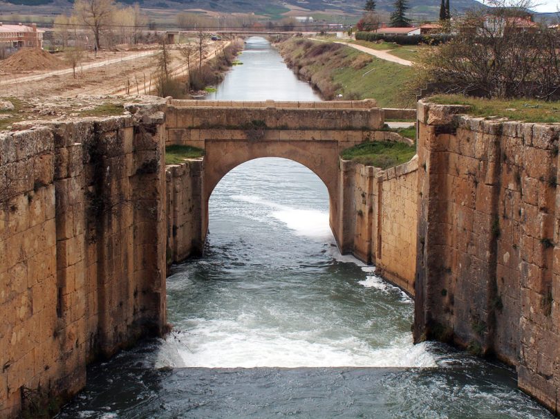 ROMANICO Canal de Castilla-Palencia